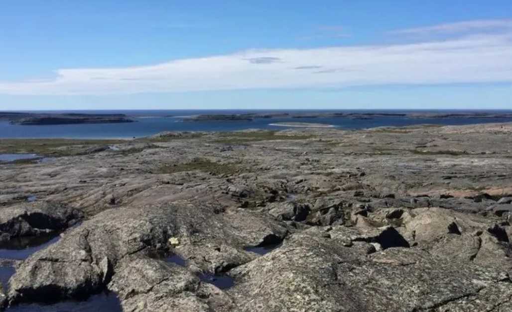 Scientists Discover Potentially the Oldest Rocks on Earth in Canada
